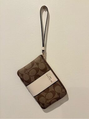 Brand new Coach Signature Canvas Wallet with Cream Leather